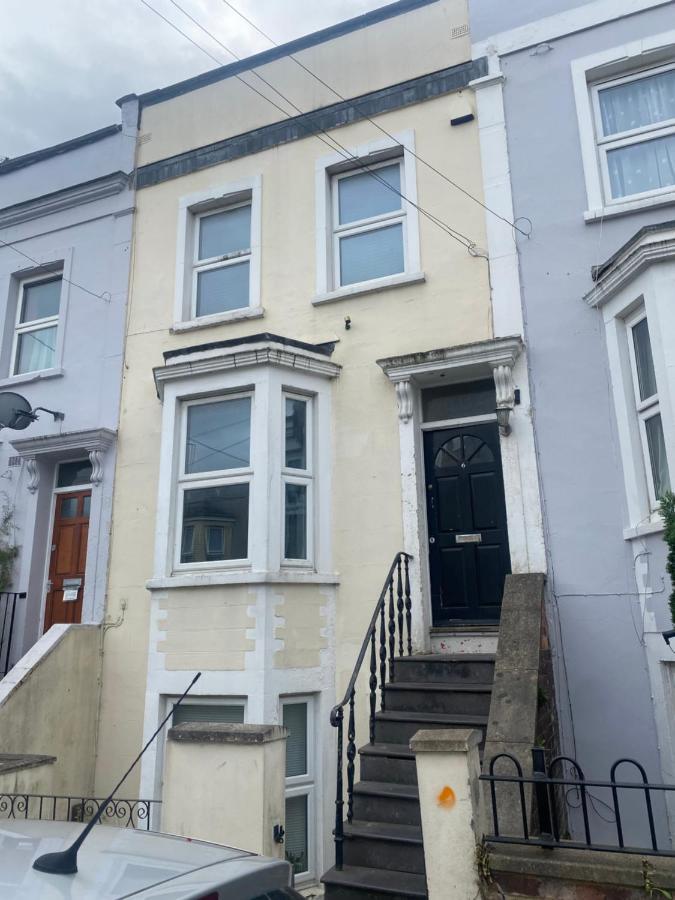 بريستول Spacious 4 Bedroom House Near Stokes Croft!! Central!!! المظهر الخارجي الصورة
