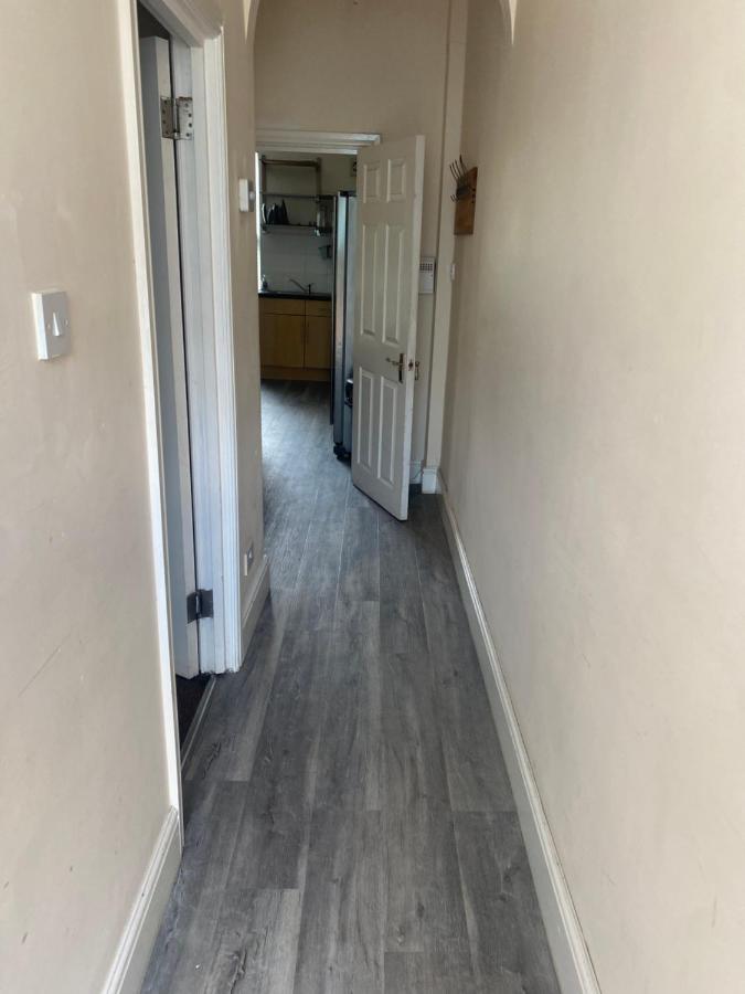 بريستول Spacious 4 Bedroom House Near Stokes Croft!! Central!!! المظهر الخارجي الصورة
